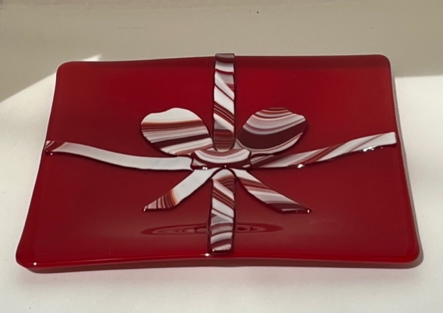 Red Present Plate